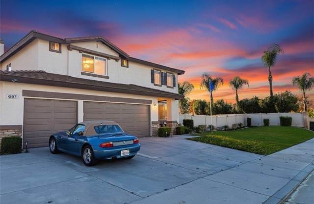 697 Calumet photos photos