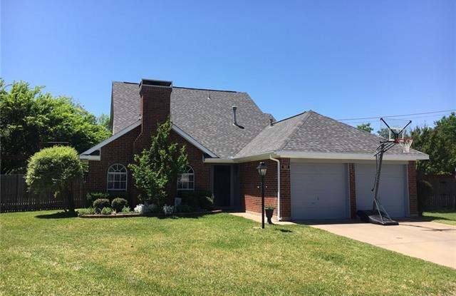 221 Creekside Drive - 221 Creekside Drive, Hurst, TX 76053