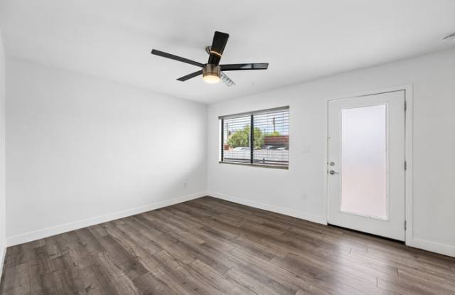3135 East Fairmount Avenue Gallery 4