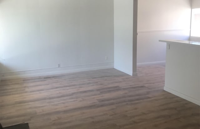 1235 E. Ocean Blvd - 9 Gallery 3