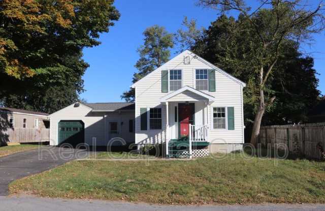 13 Katherine St - 13 Katherine Street, Queensbury, NY 12804