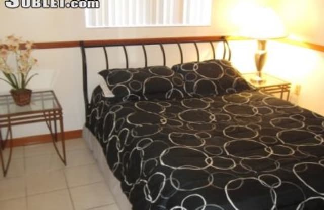 1405 Meridian Ave - 1405 Meridian Avenue, Miami Beach, FL 33139