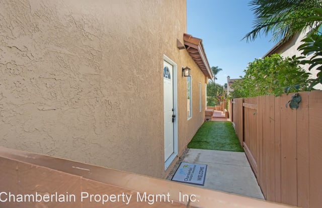 1362 Avenida Arana Unit 2 - 1362 Avenida Arana, San Marcos, CA 92069