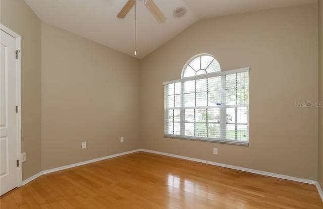 16805 HARRIERRIDGE PLACE Gallery 3