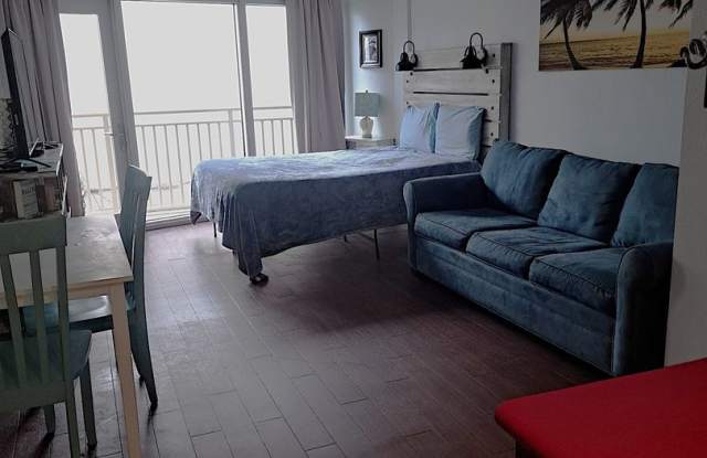 Cozy Beachfront Getaway! photos photos