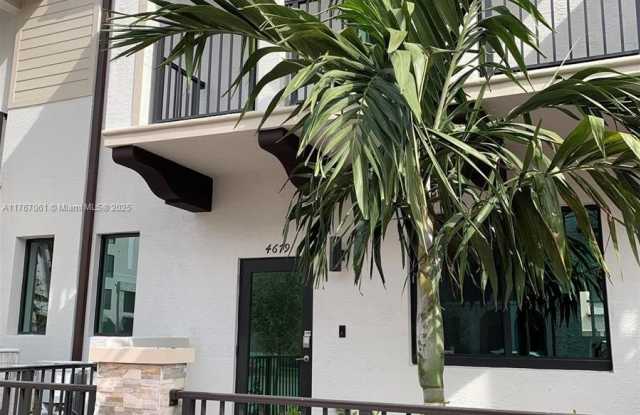 4679 NW 84th Ave - 4679 Northwest 84th Avenue, Doral, FL 33178 4679 NW 84th Ave - 4679 Northwest 84th Avenue, Doral, FL 33178