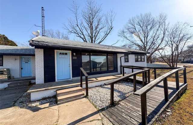 100 E Pecan Street photos photos