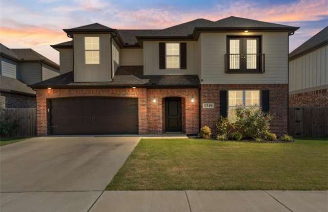 1319 Park  ST - 1319 Park Street, Lowell, AR 72745