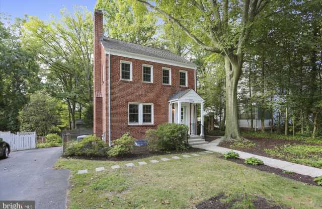 2712 BLAINE DRIVE Gallery 2