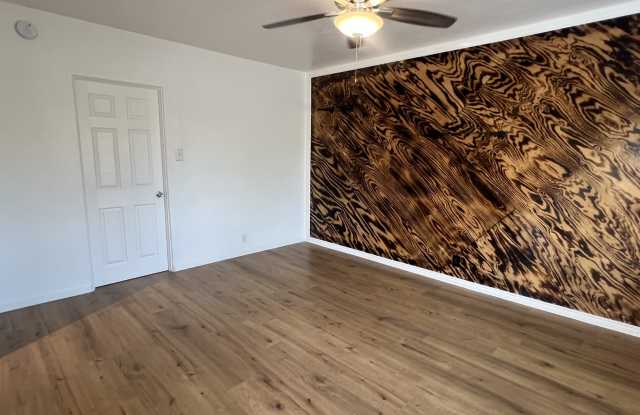 433 North 14th Street - 2 photos photos