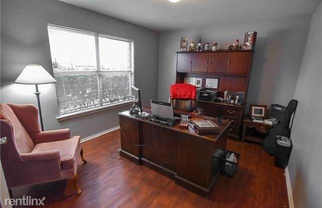 4505 Claret Ct Gallery 2