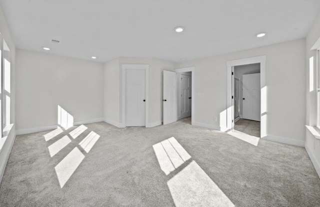 1085 Millison Place Gallery 2