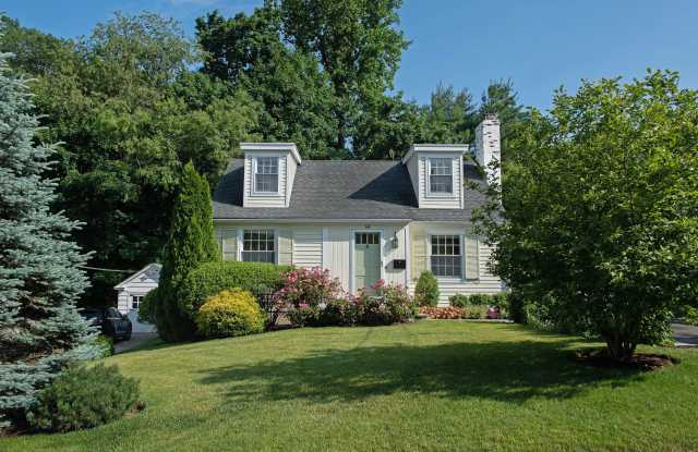 64 Sunrise Avenue - 64 Sunrise Avenue, Fairfield County, CT 06840