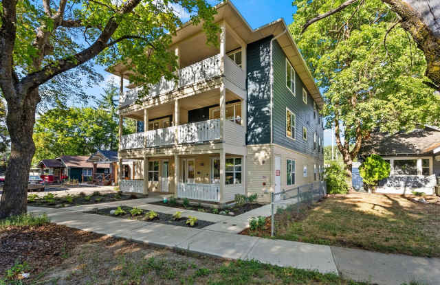 Now Leasing | Brand-New Built Green Residences | 1 Block from Manito Park photos photos