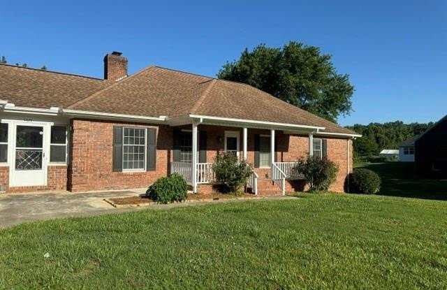 5677 Bentley Road Gallery 2