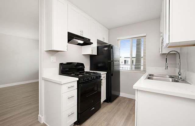 NC18 Apartments Gallery 3