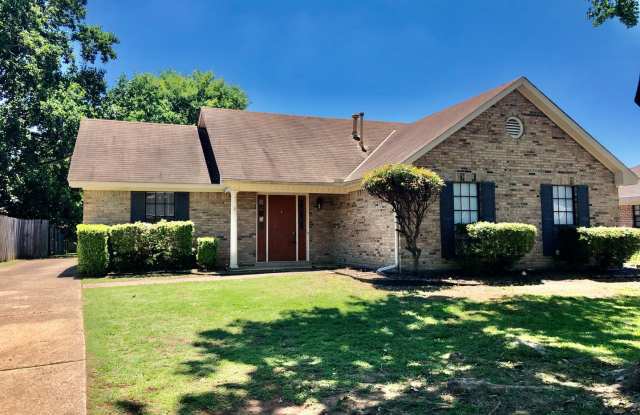 AVAILABLE NOW! - 7113 Breckenridge Drive, Montgomery, AL 36117