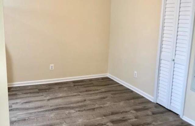1117 HUNTMASTER TERRACE NE Gallery 3
