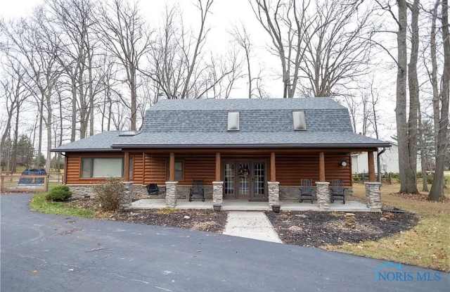 5890 Township Road 215 Gallery 1