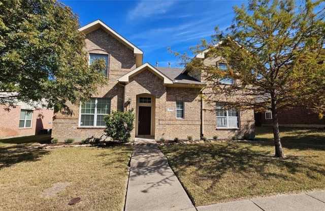 2810 Clear Creek Drive - 2810 Clear Creek Drive, Rockwall, TX 75032