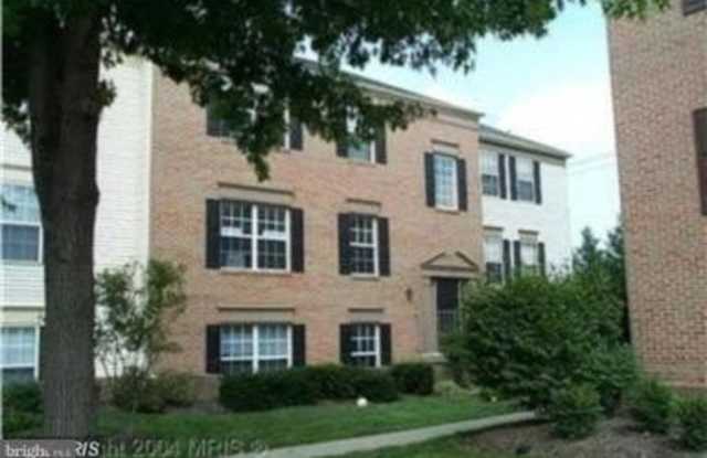 1103 HUNTMASTER TERRACE NE photos photos