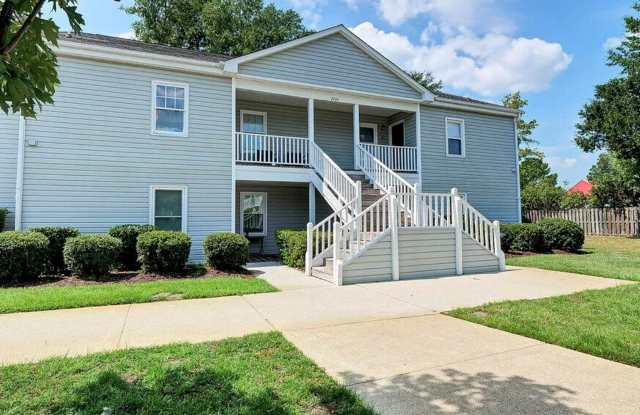 Great location - 2724 South 17th Street, Wilmington, NC 28412 Great location - 2724 South 17th Street, Wilmington, NC 28412