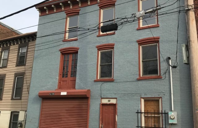 32 Chambers Street - 1 - 32 Chambers St, Newburgh, NY 12550