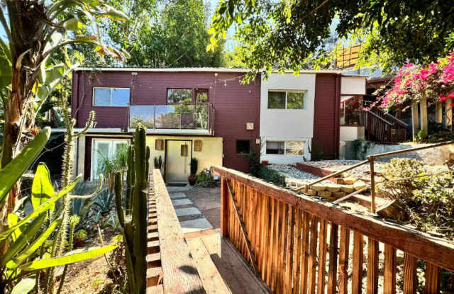 637 S Crescent Ct Gallery 1