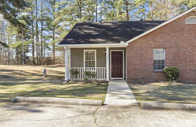 5549 Summer Lane - 5549 Summer Lane, Clayton County, GA 30349