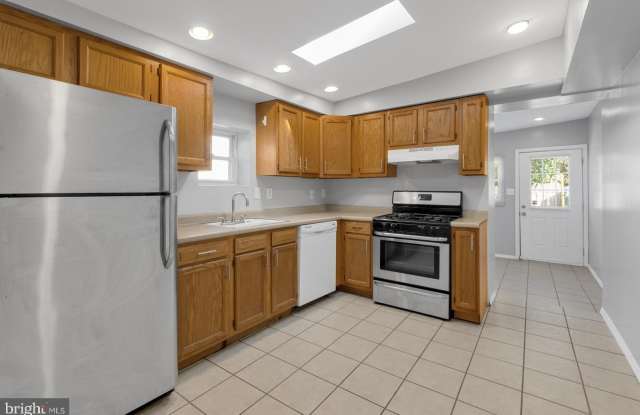 1115 E COLUMBIA AVENUE - 1115 East Columbia Avenue, Philadelphia, PA 19125