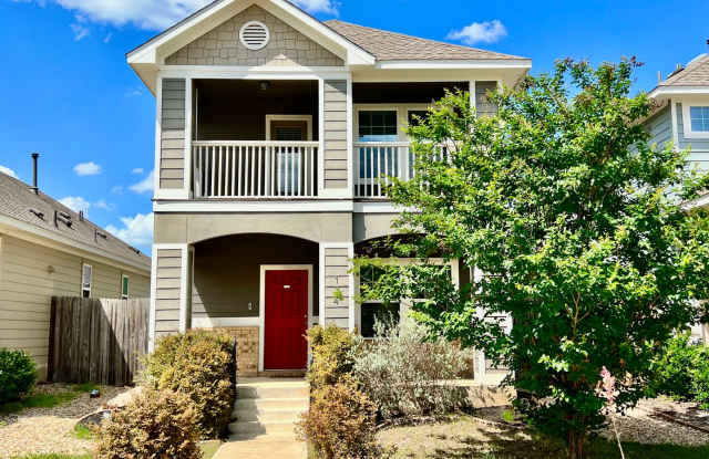 Charming 2 Story, 2 Bedroom, 2.5 Bathroom Home in Blanco Vista photos photos