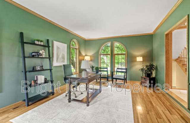 6210 Deerwood Circle North Gallery 4