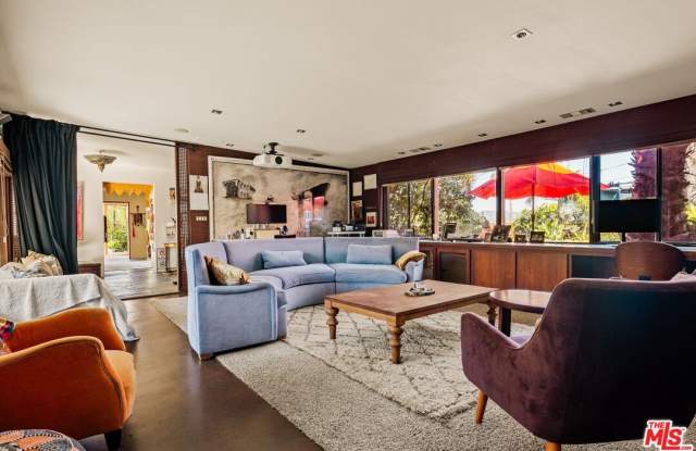 6310 Tompkins Way Gallery 4