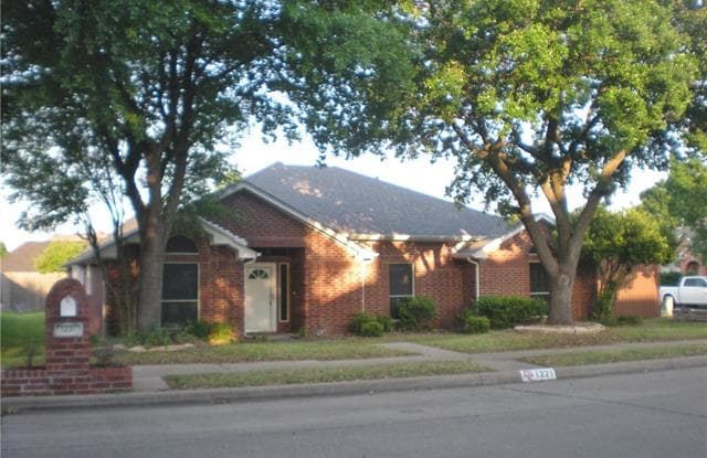 1221 Spring Creek Drive - 1221 Spring Creek Drive, Allen, TX 75002