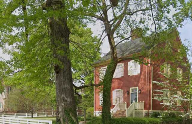 Historic Home available in Frankfort Kentucky photos photos