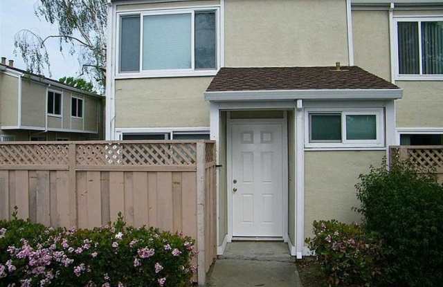 Remodeled Townhome in the Irvington neighborhood of Fremont - Beautiful from head to toe! photos photos