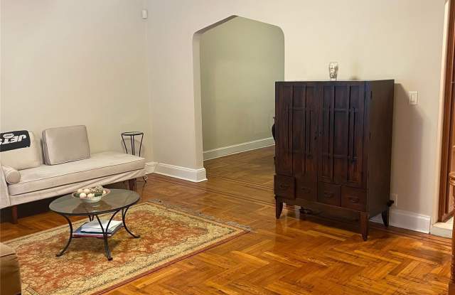 131-18 226th Street Gallery 2