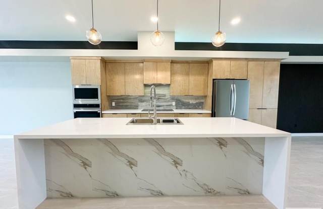 4602 JUNIPER DR. Gallery 2