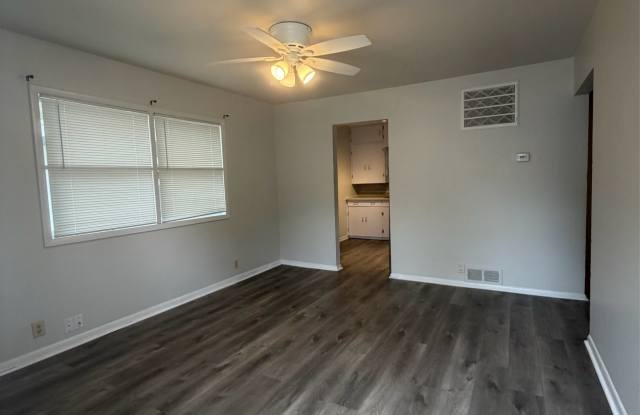 2114 Ferrol Street photos photos
