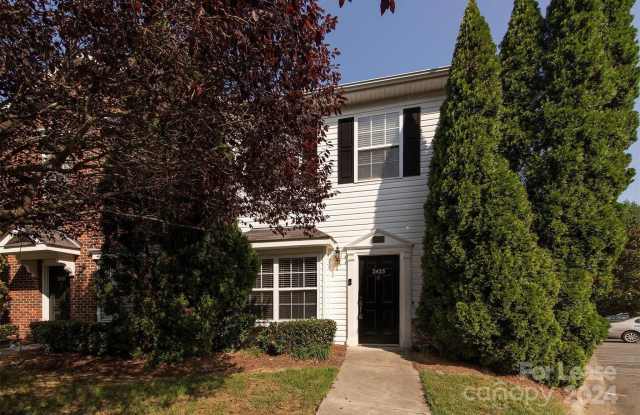 2425 Ryerson Court - 2425 Ryerson Court, Charlotte, NC 28213