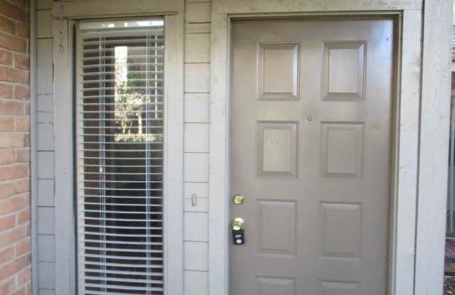 1624 Prairie Grove  Dr #203 Gallery 3