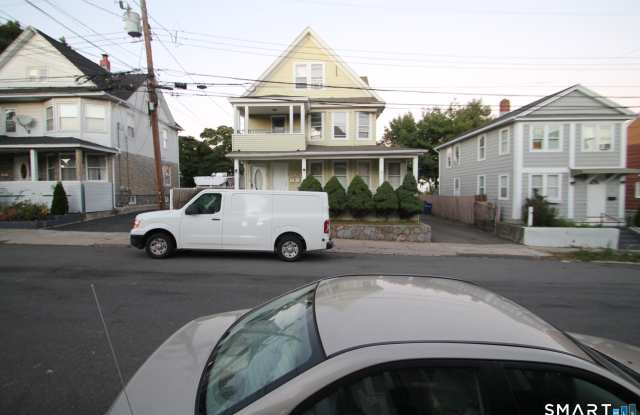 54 Hillside Avenue Gallery 2