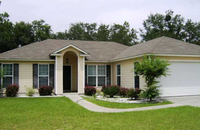 Charming 3BR/2BA Home with Open Floor Plan, Vaulted Ceilings & 2-Car Garage photos photos