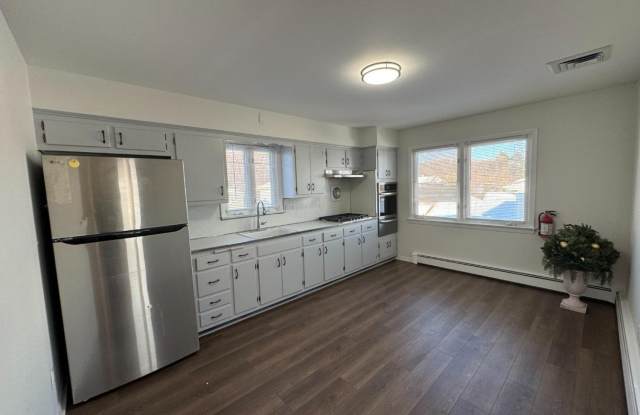 177 Falmouth Ave photos photos