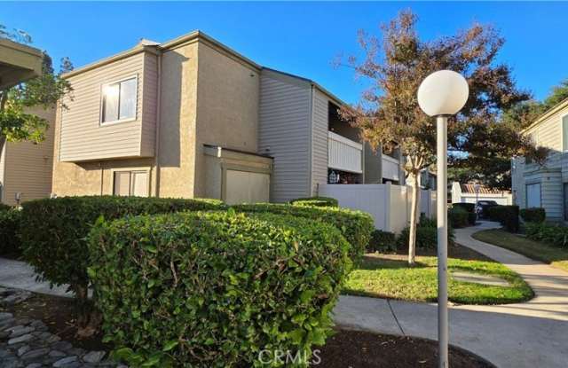 46 Town And Country Road - 46 Town and Country Road, Pomona, CA 91766