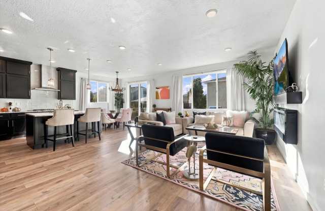 GORGEOUS Modern Rambler in Murray UT!! Gallery 1