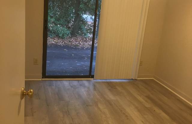 1510 Sunnyside Dr Gallery 2