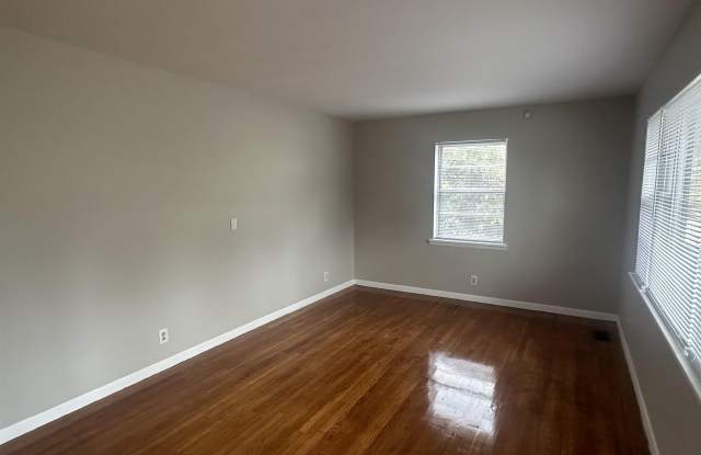 2807 Hilltop Terrace Gallery 3