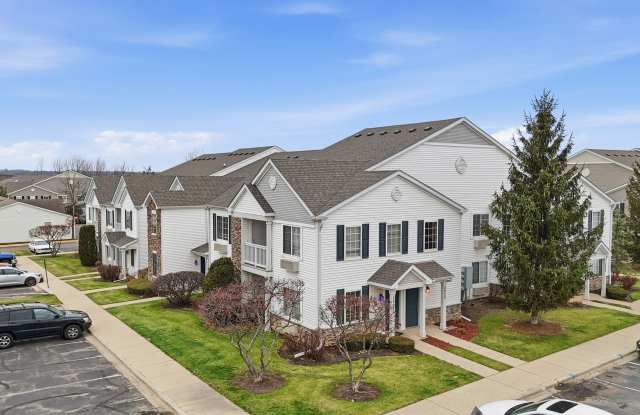 2023 SILVERSTONE Drive unit: 2023 - 2023 Silverstone Drive, Carpentersville, IL 60110