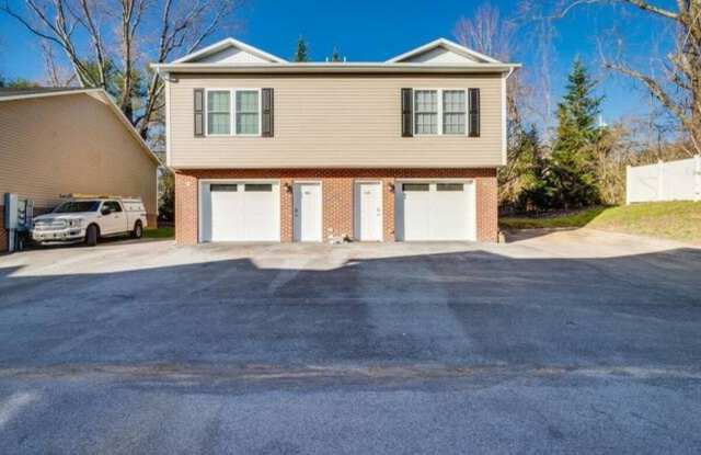 Grande Avenue photos photos